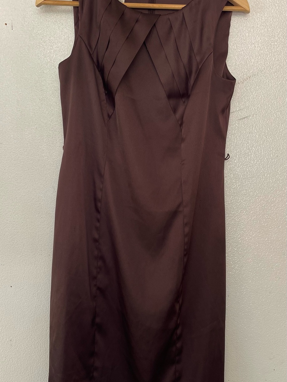 dressbarn Dark Brown Sleeveless Pleated Yoke Sheath Dress